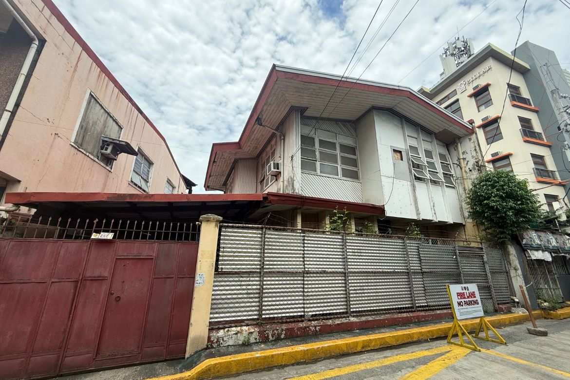 Land for Sale in San Miguel, Manila, Metro Manila near LRT-2 Legarda