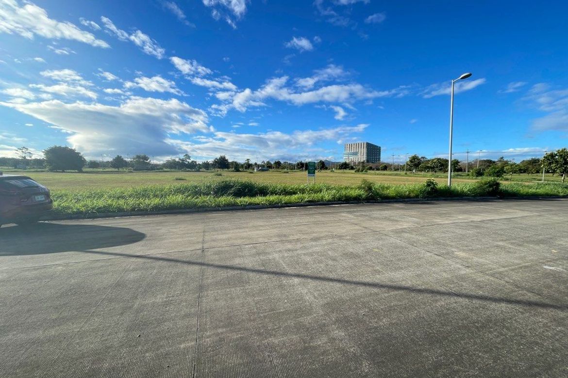 Land for Sale in Santo Domingo, Santa Rosa, Laguna