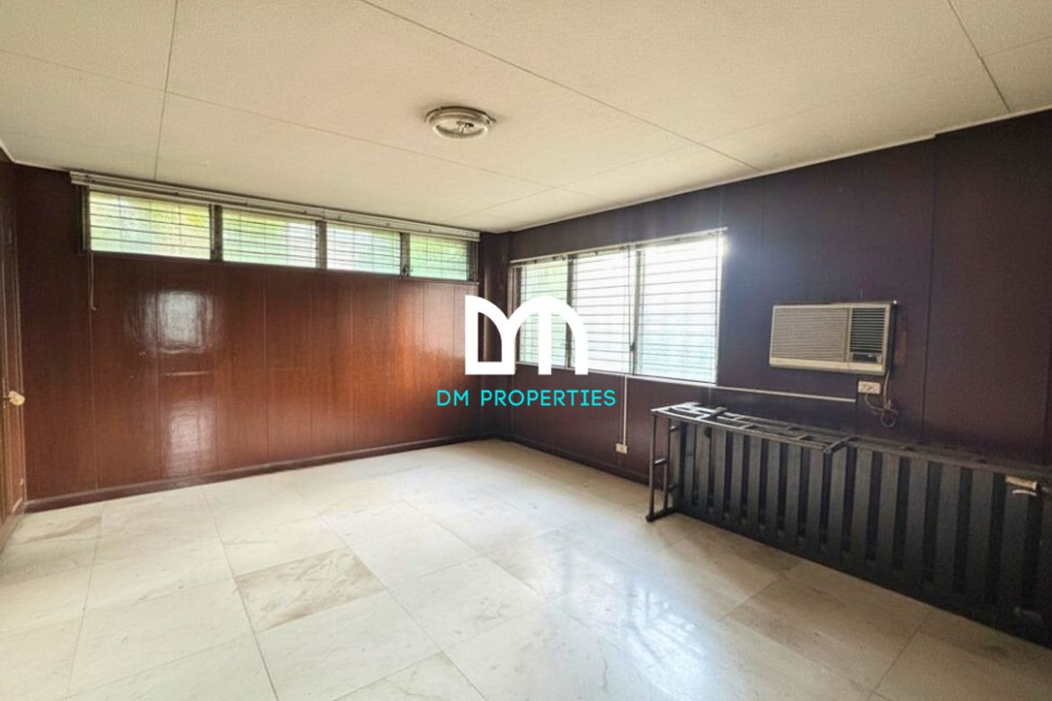 Land for Sale in South Triangle, Quezon City, Metro Manila near MRT-3 Quezon Avenue – photo 3