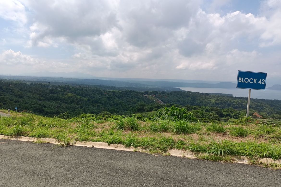 Land for Sale in Tagaytay Highlands, Iruhin East, Tagaytay, Cavite – photo 5