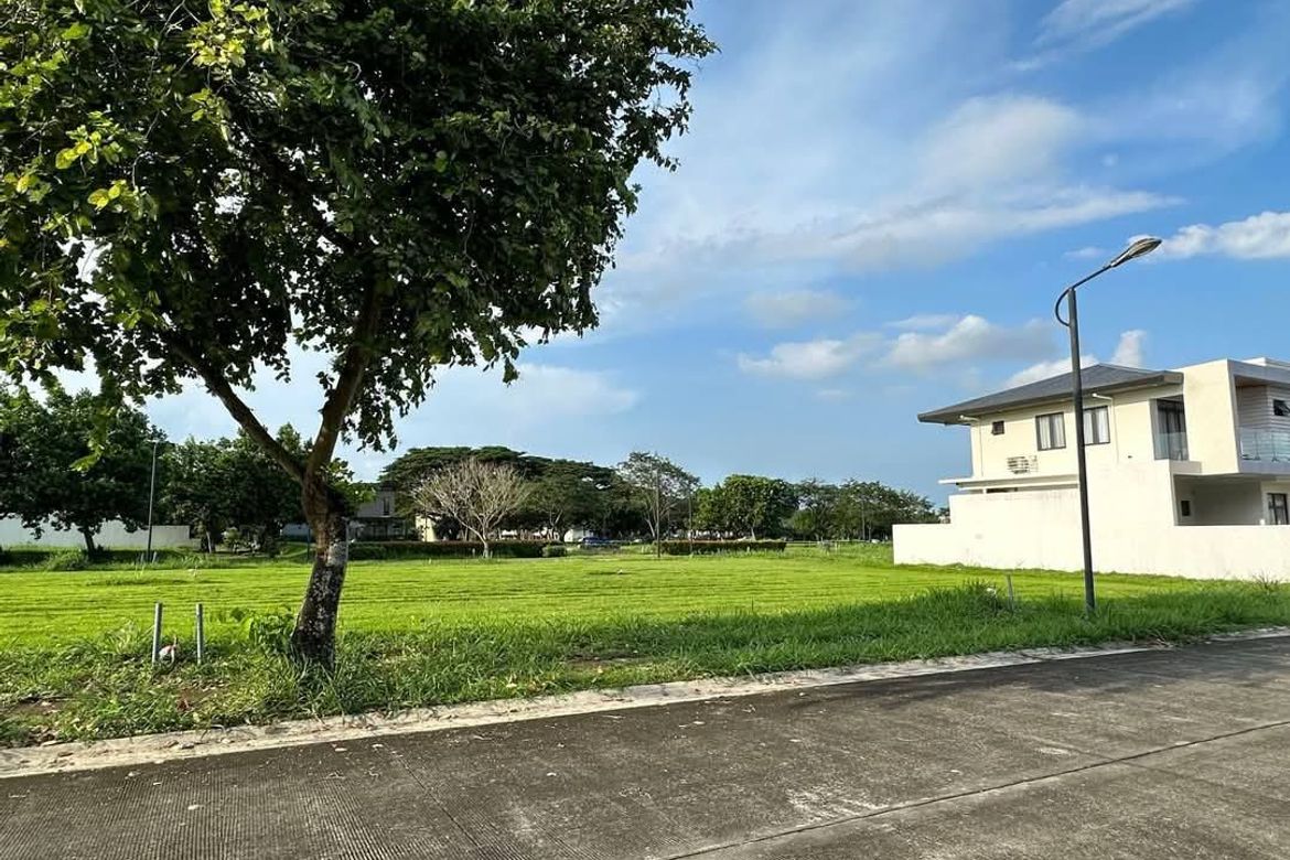 Land for Sale in Treveia Nuvali, Canlubang, Calamba, Laguna – photo 4