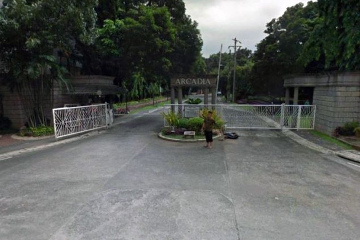 Land for Sale in Ugong Norte, Quezon City, Metro Manila near MRT-3 Ortigas