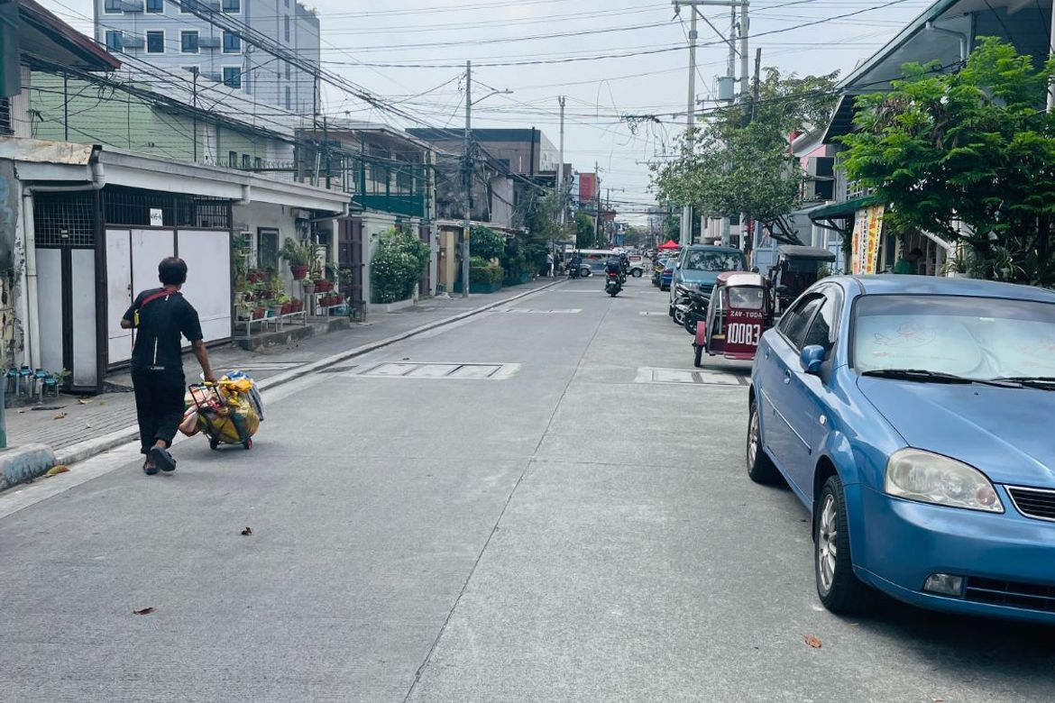 Land for Sale in Urdaneta, Makati, Metro Manila near MRT-3 Ayala