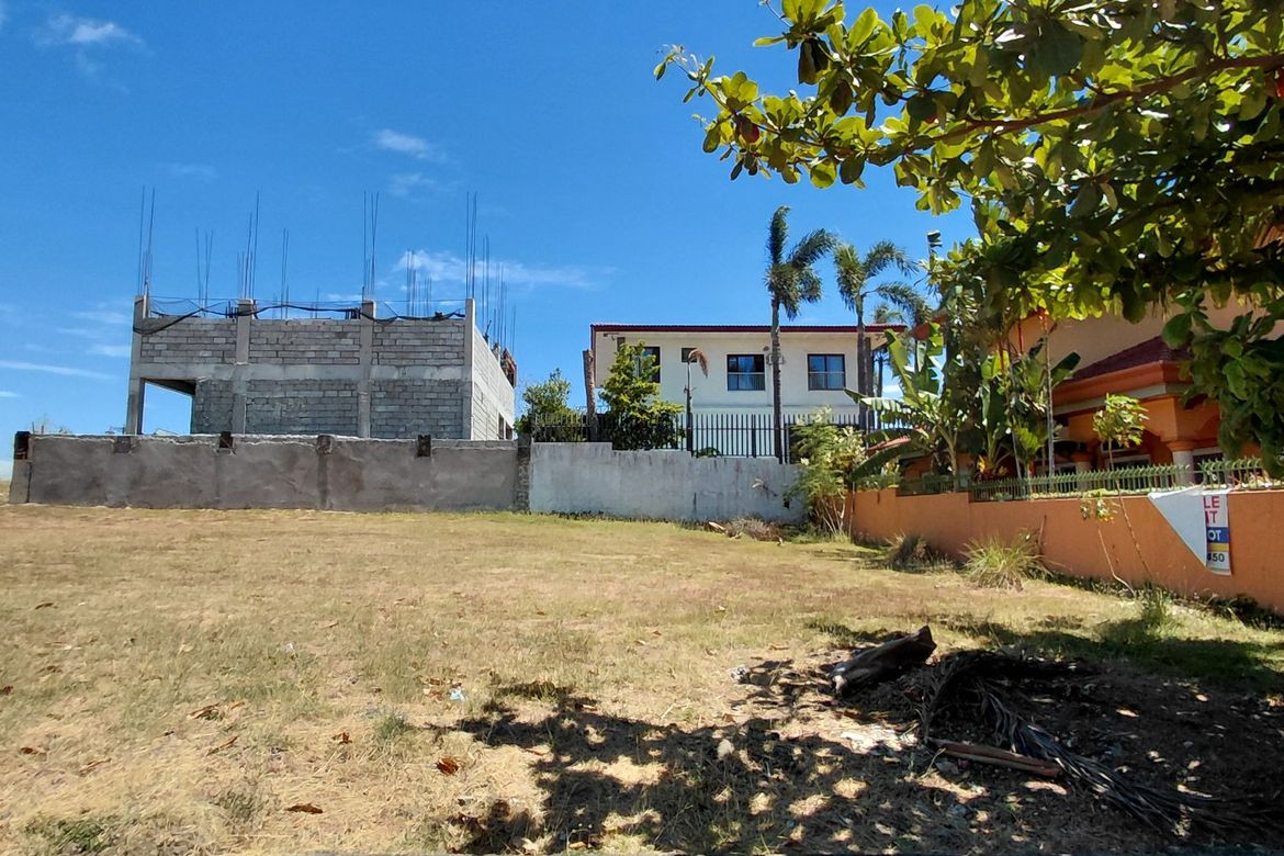 Land for Sale in Versailles Alabang Village, Almanza Dos, Las Piñas, Metro Manila – photo 2
