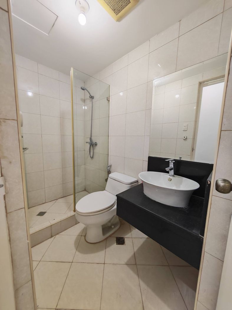 Lush 3-Bedroom Condo Unit for Sale in New Port City, Pasay City – photo 6