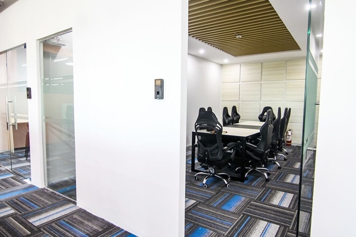Office for Rent in Banilad, Mandaue, Cebu photo 2