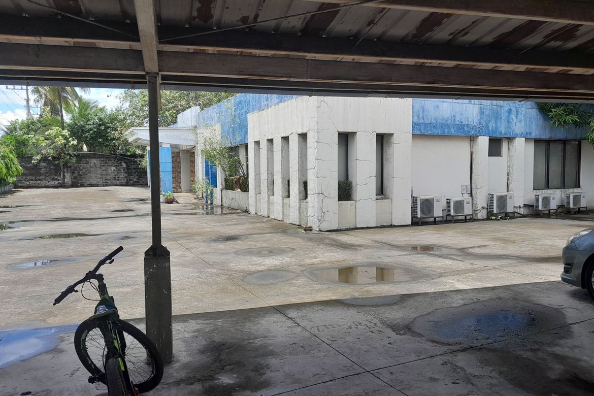 Office for Sale in Barangay 30, Caloocan, Metro Manila near LRT-1 R. Papa – photo 2