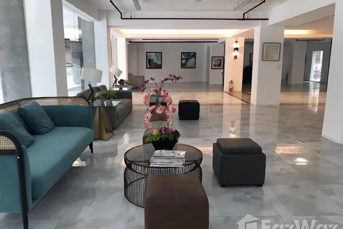 Office for Sale in Batasan Hills, Quezon City, Metro Manila – photo 6