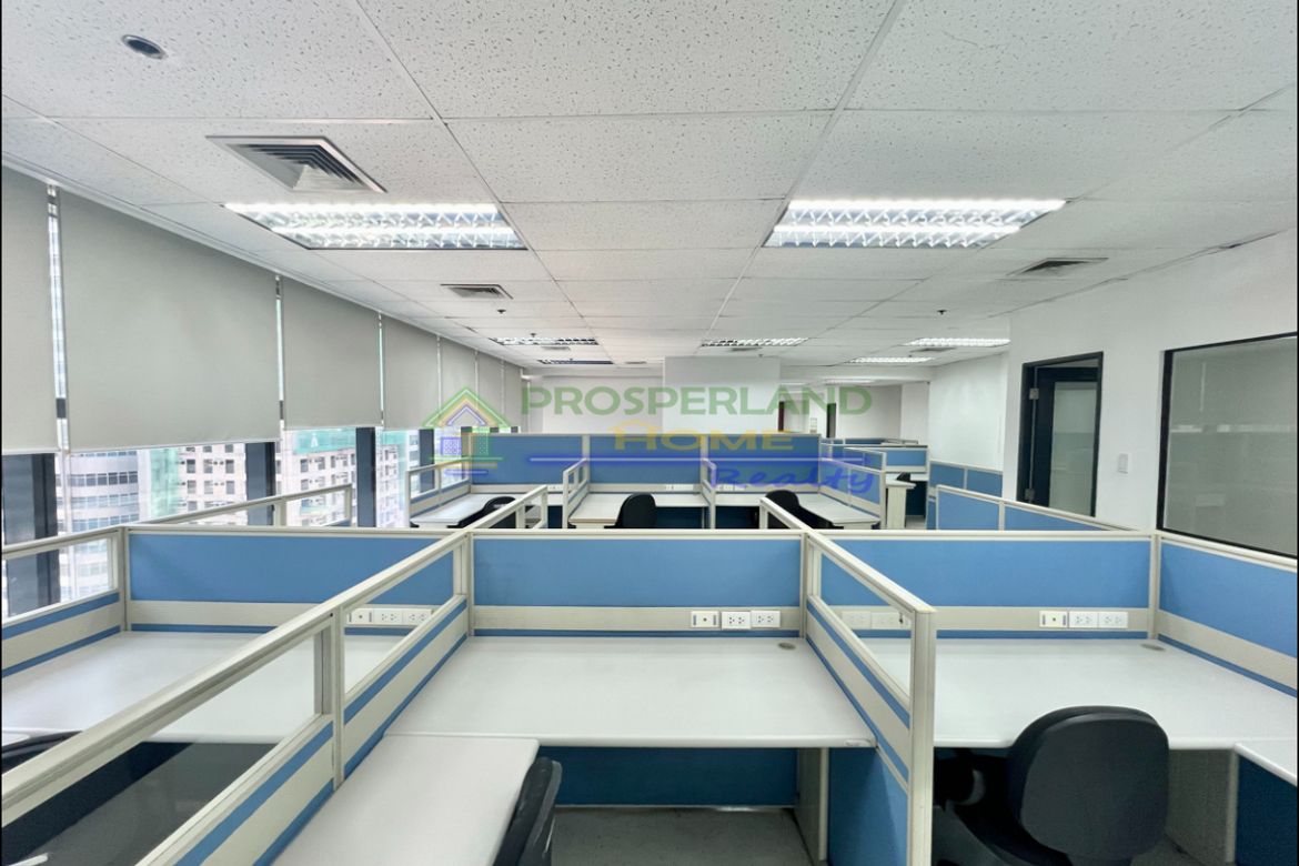 Office for Sale in San Nicolas, Pasig, Metro Manila – photo 2