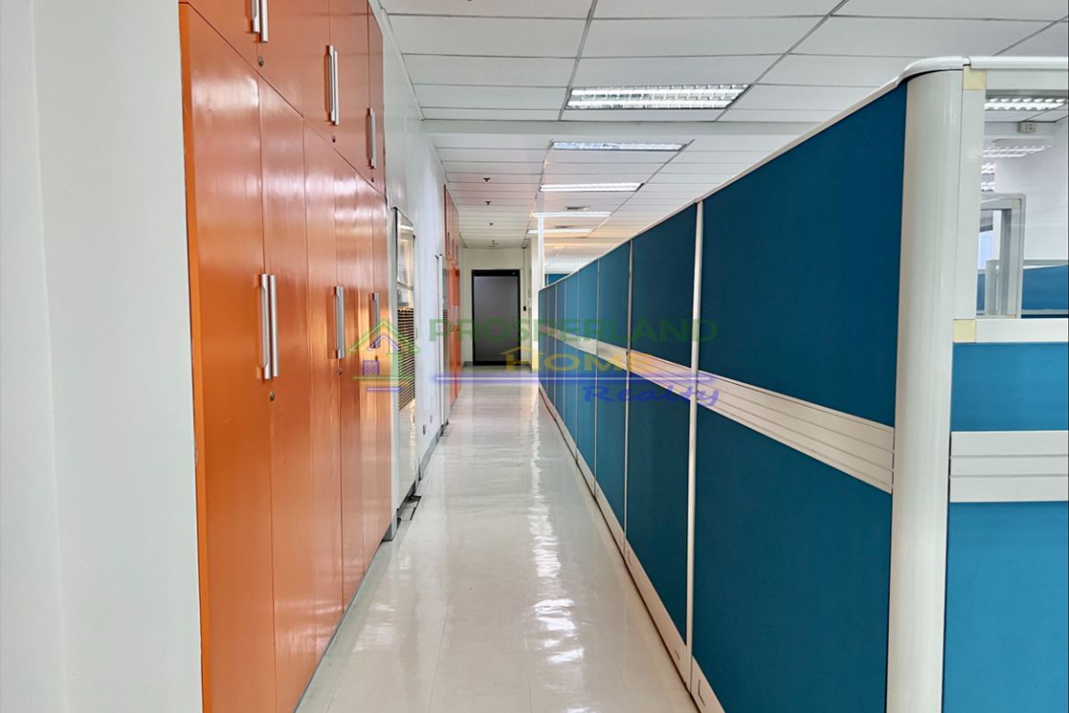 Office for Sale in San Nicolas, Pasig, Metro Manila – photo 7
