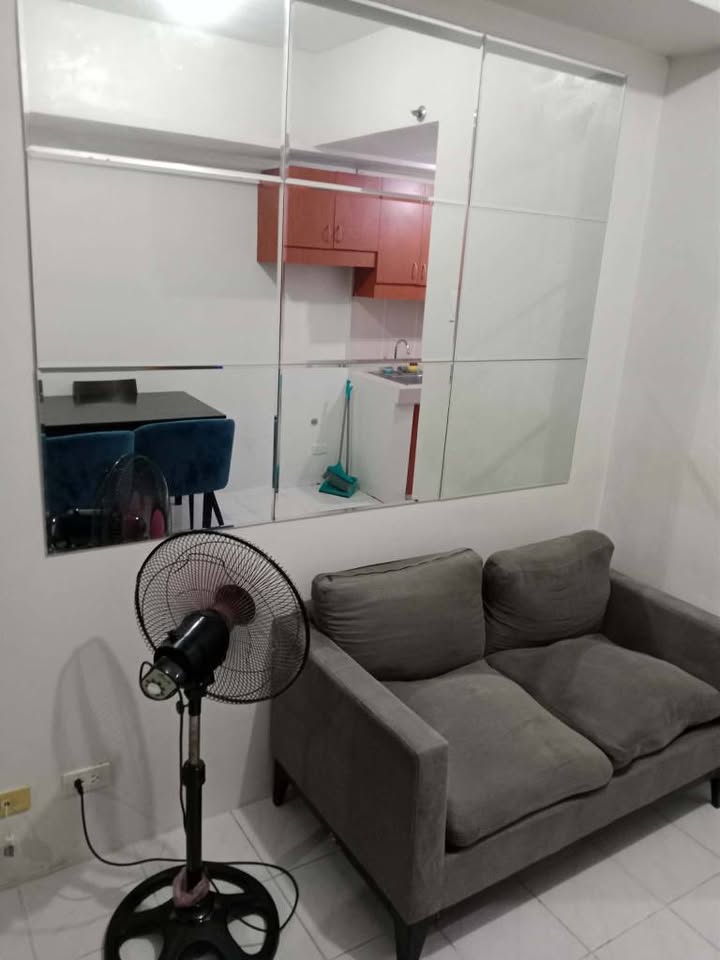 Semi-Furnished 1-Bedroom Condo for Rent at Rada Regency, Legaspi Village photo 2