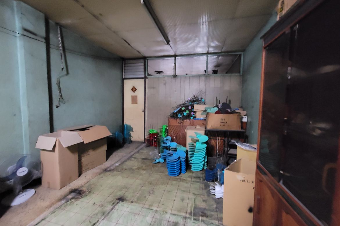 Shophouse for Rent in Barangay 92, Pasay, Metro Manila near LRT-1 Gil Puyat