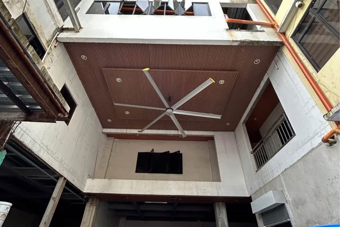 Shophouse for Sale in Almanza Dos, Las Piñas, Metro Manila