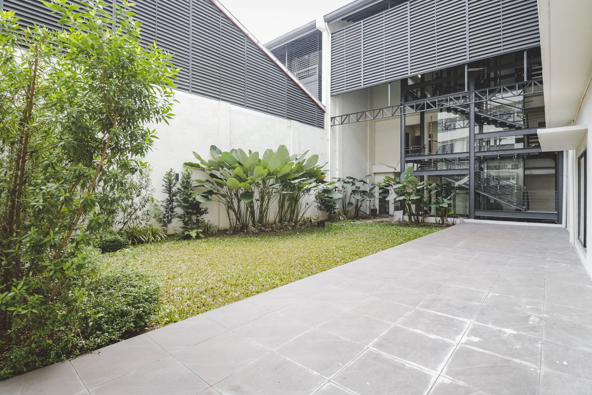 Shophouse for Sale in Bahay Toro, Quezon City, Metro Manila – photo 4