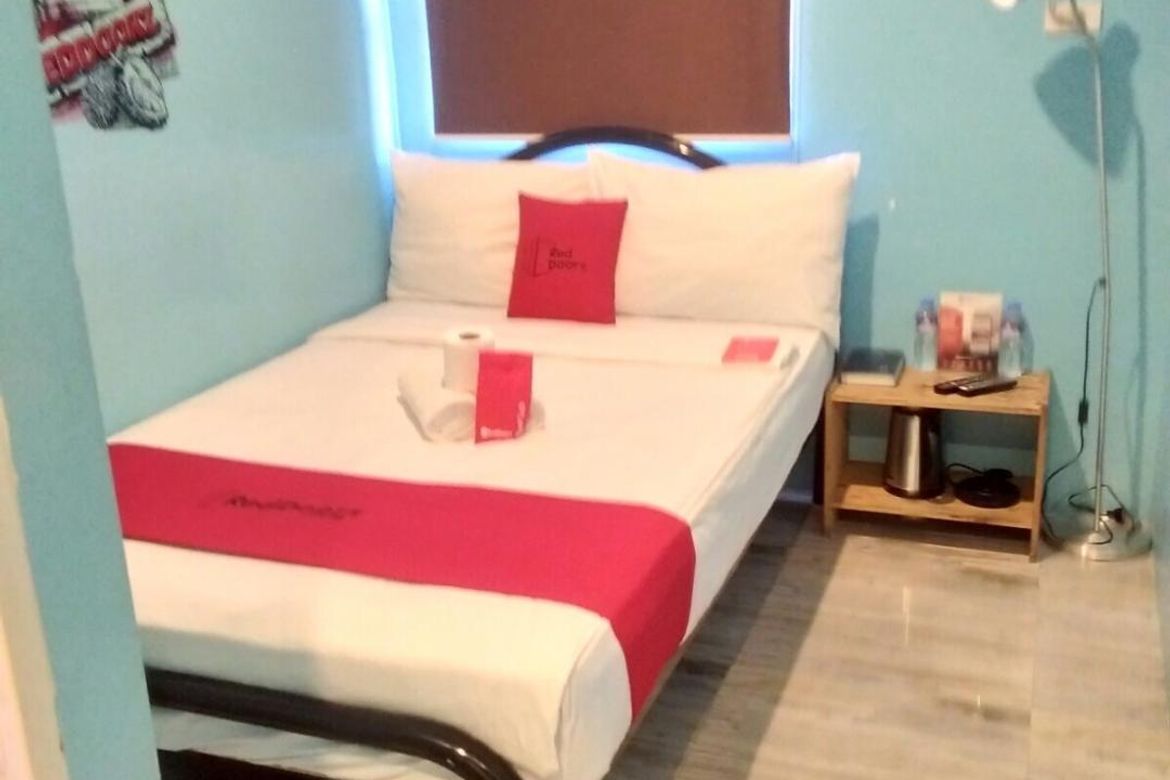Shophouse for Sale in Barangay 119, Pasay, Metro Manila near MRT-3 Taft Avenue – photo 3