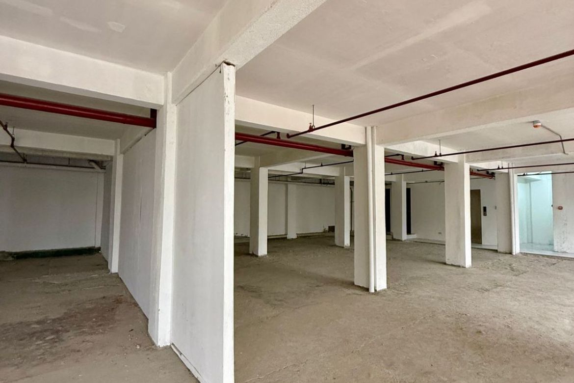 Shophouse for Sale in Barangay 97, Pasay, Metro Manila near MRT-3 Taft Avenue – photo 5