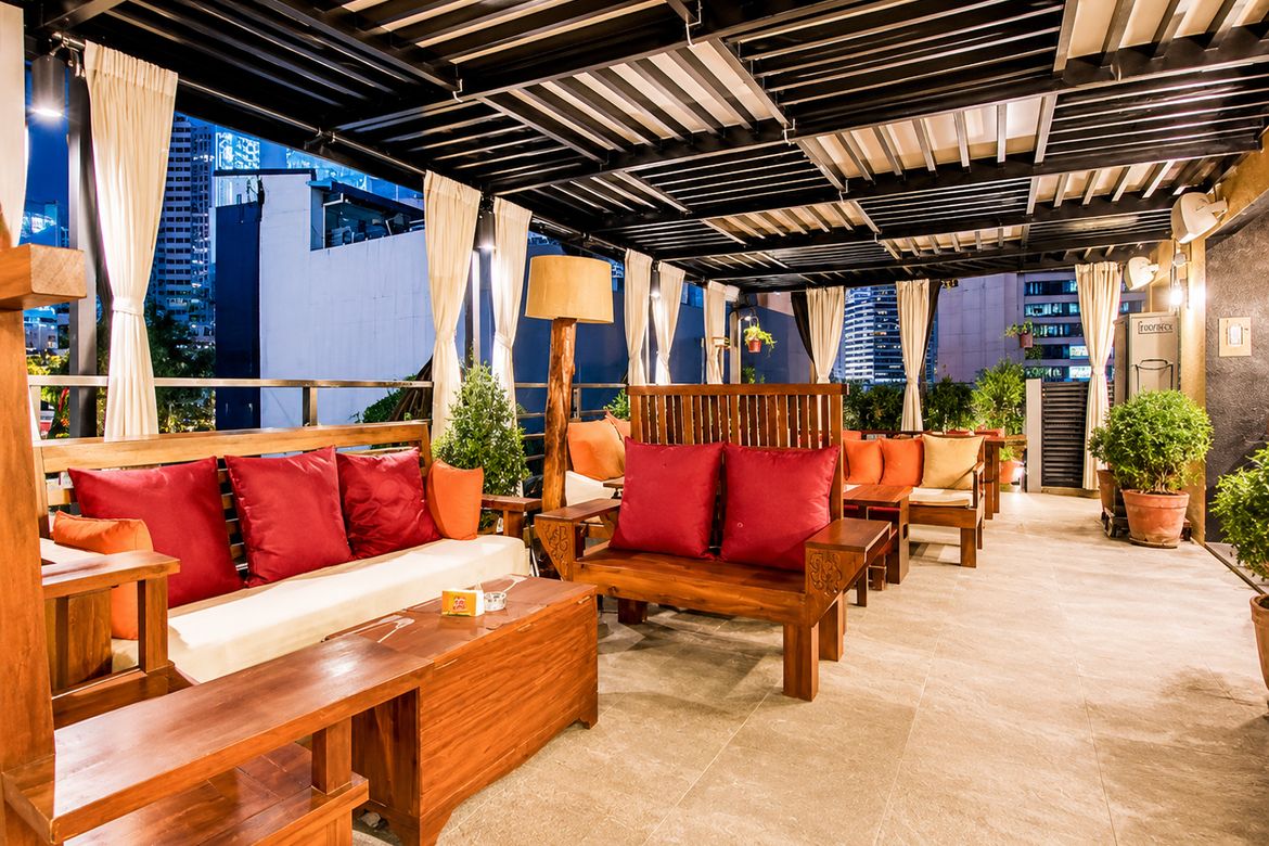 Shophouse for Sale in Bel-Air, Makati City – photo 3