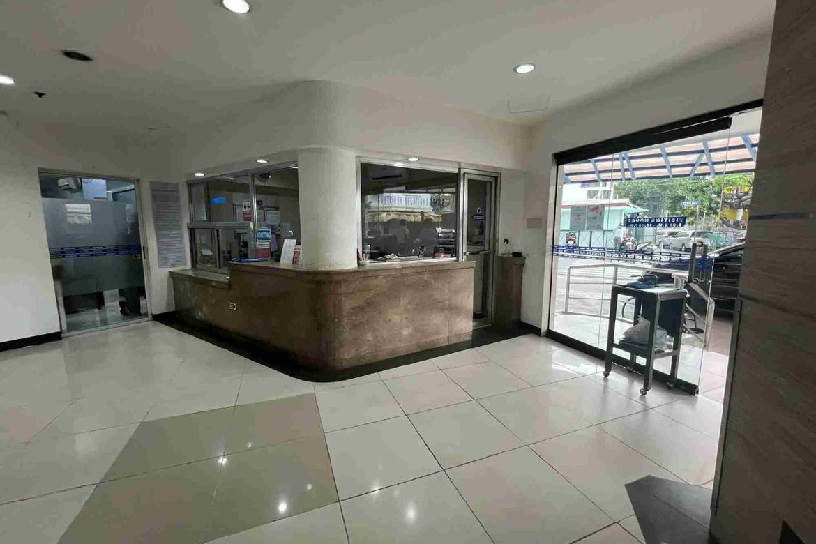 Shophouse for Sale in Bel-Air, Makati, Metro Manila – photo 3