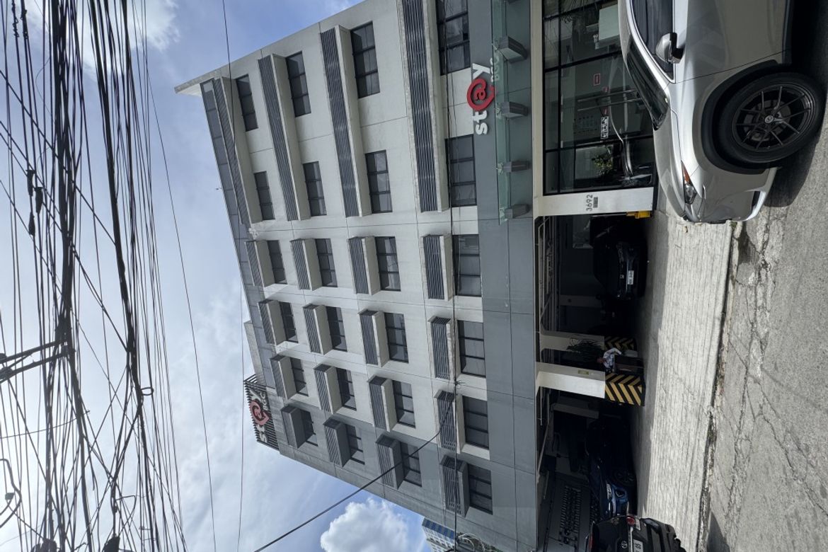Shophouse for Sale in BGC, Taguig, Metro Manila