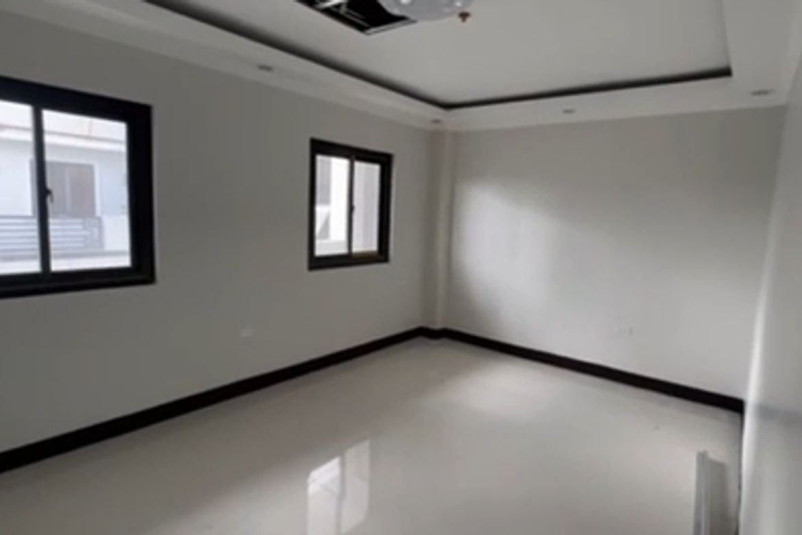 Shophouse for Sale in Biga II, Silang, Cavite – photo 3
