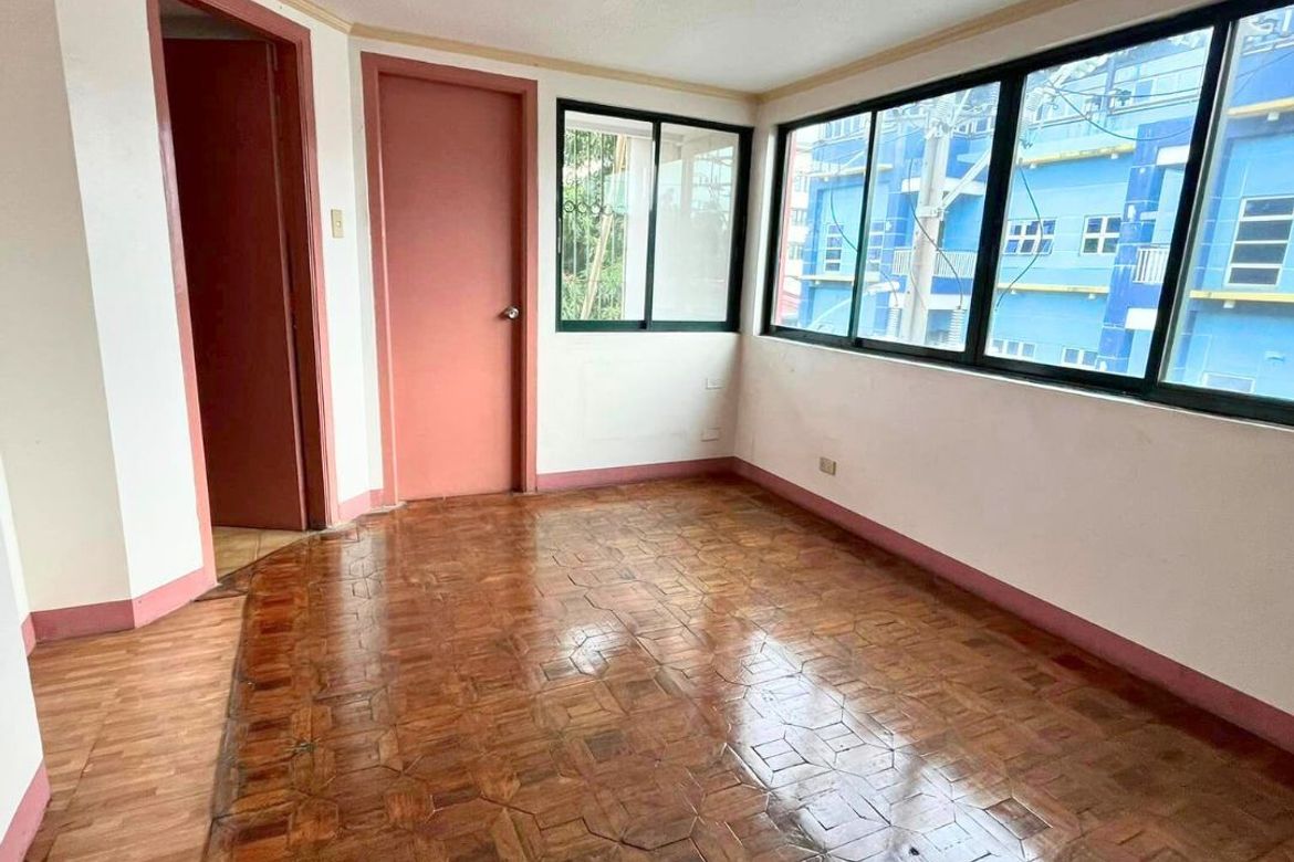 Shophouse for Sale in East Kamias, Quezon City, Metro Manila – photo 2