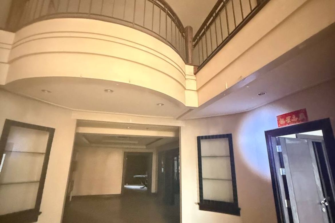 Shophouse for Sale in Ermita, Manila, Metro Manila near LRT-1 Pedro Gil – photo 3