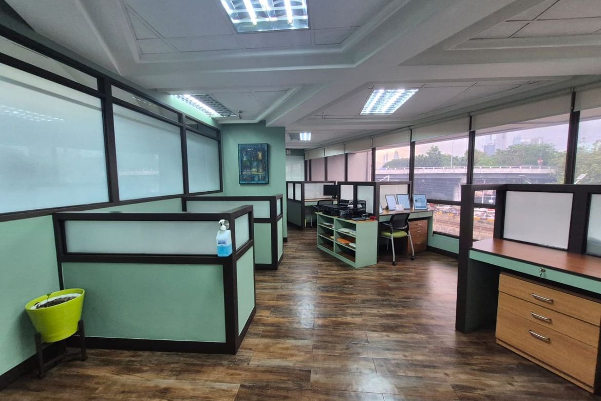 Shophouse for Sale in Guadalupe Nuevo, Makati, Metro Manila near MRT-3 Guadalupe – photo 4
