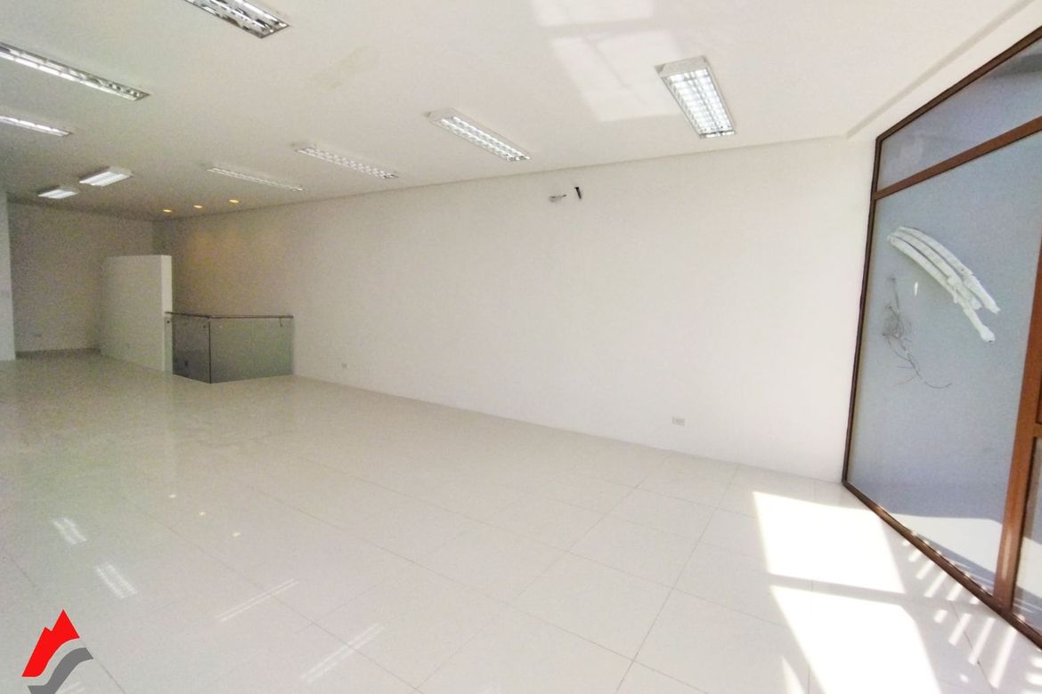 Shophouse for Sale in Laging Handa, Quezon City, Metro Manila near MRT-3 Kamuning – photo 6