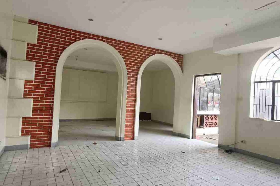 Shophouse for Sale in Loyola Heights, Quezon City, Metro Manila – photo 3