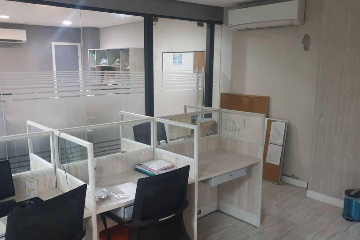 Shophouse for Sale in Malamig, Mandaluyong, Metro Manila near MRT-3 Boni – photo 4