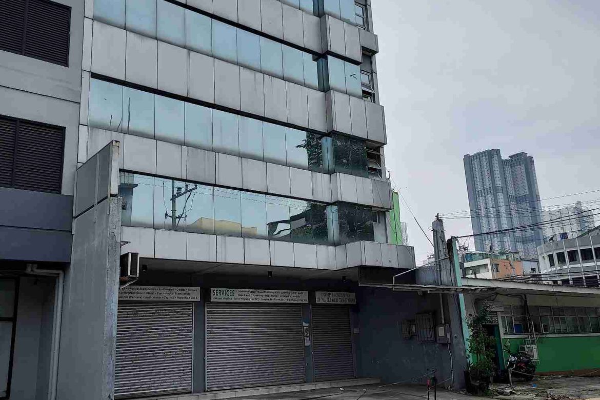 Shophouse for Sale in Malate, Manila, Metro Manila near LRT-1 Pedro Gil – photo 2