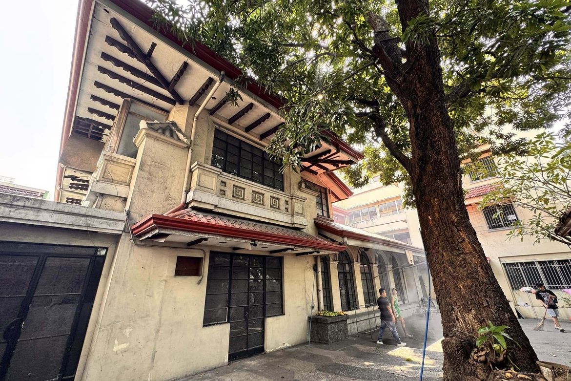 Shophouse for Sale in Malate, Manila, Metro Manila near LRT-1 Vito Cruz