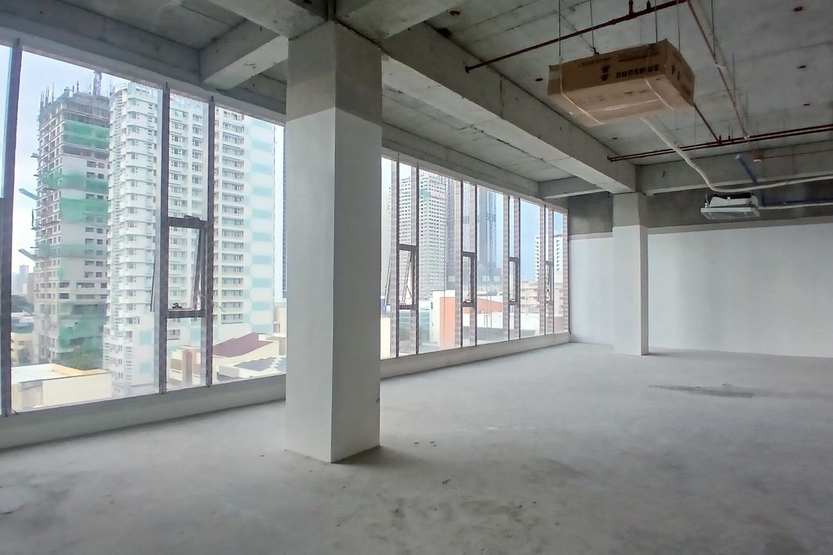 Shophouse for Sale in Malate, Manila, Metro Manila near LRT-1 Vito Cruz – photo 2