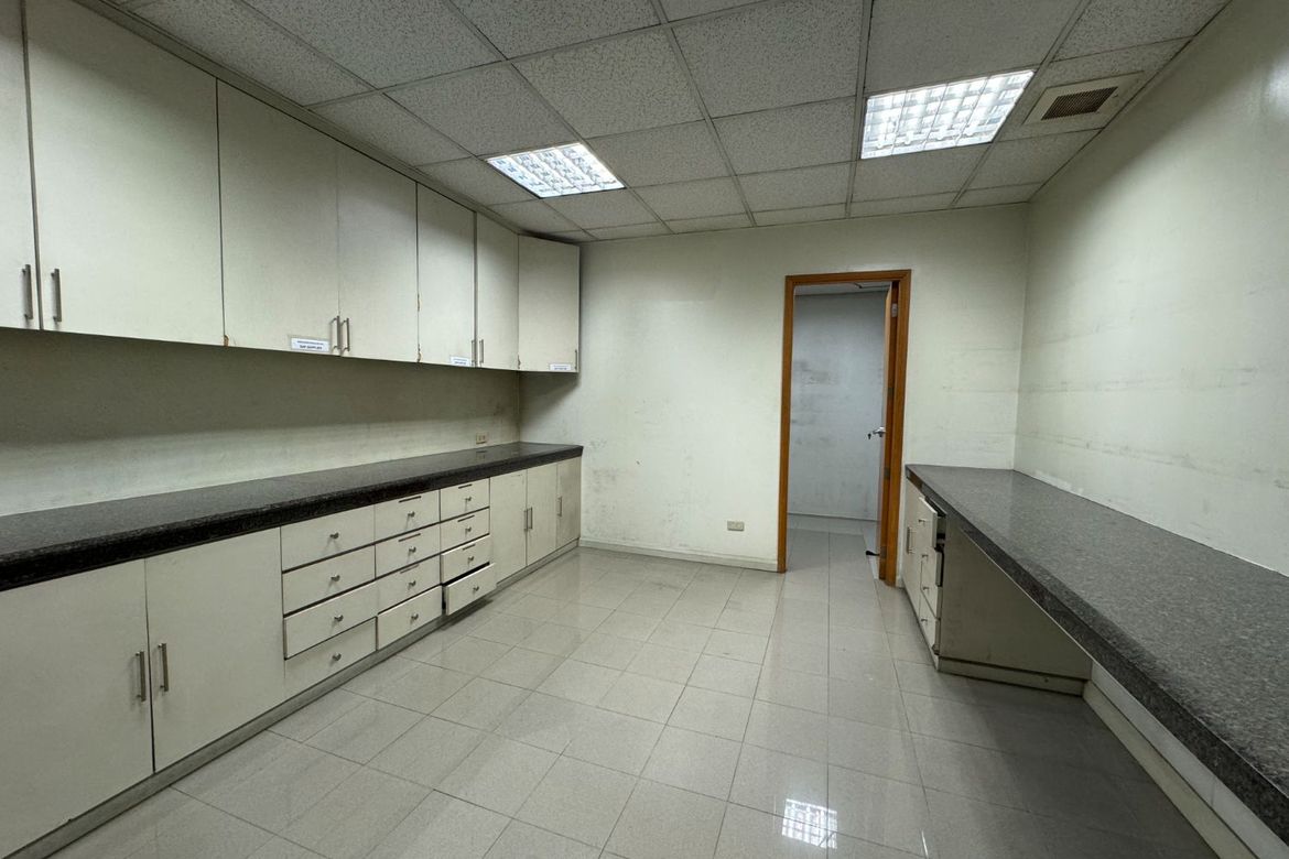 Shophouse for Sale in Marcelo Green Village, Parañaque, Metro Manila – photo 4