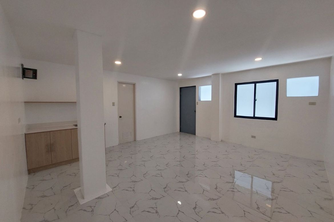 Shophouse for Sale in Marcelo Green Village, Parañaque, Metro Manila – photo 2
