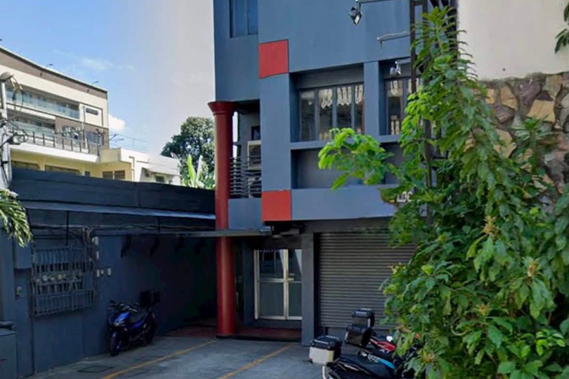 Shophouse for Sale in Mariana, Quezon City, Metro Manila near LRT-2 Betty Go-Belmonte