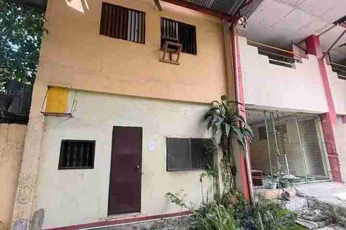 Shophouse for Sale in Pakigne, Minglanilla, Cebu