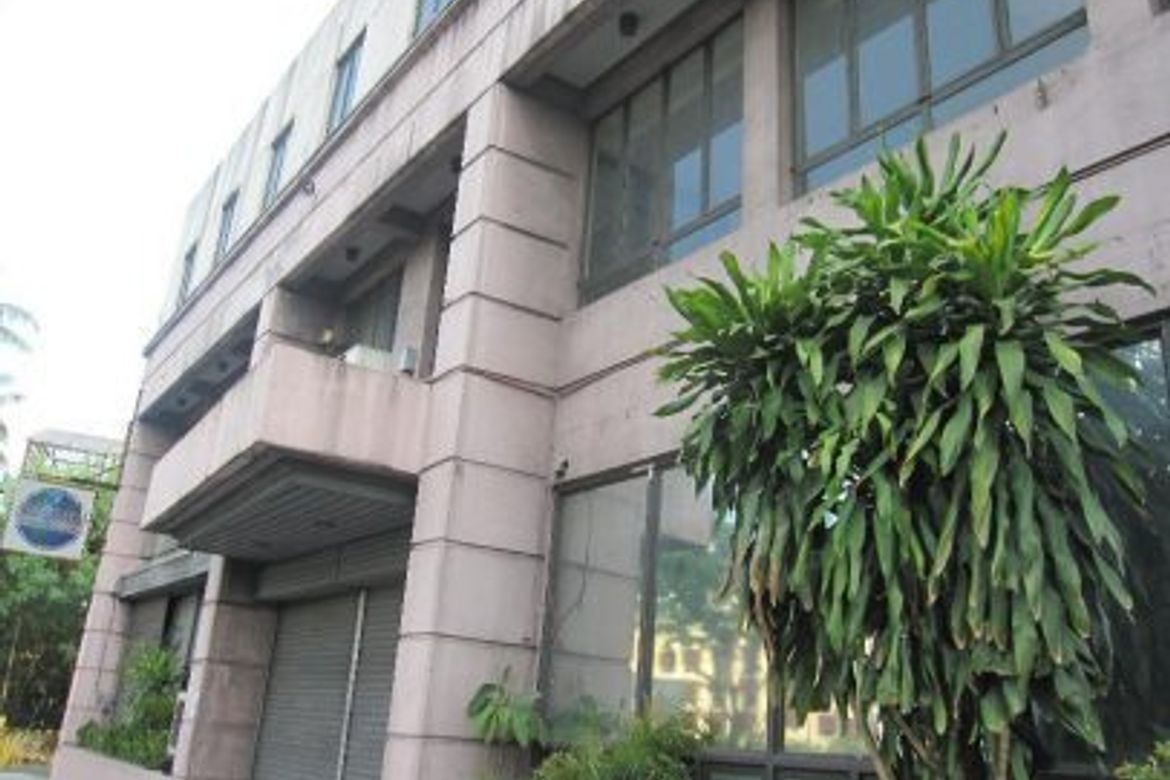 Shophouse for Sale in Palanan, Makati, Metro Manila