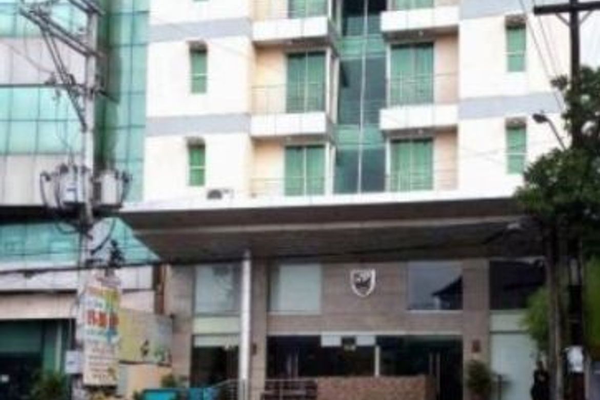 Shophouse for Sale in Palanan, Makati, Metro Manila – photo 2