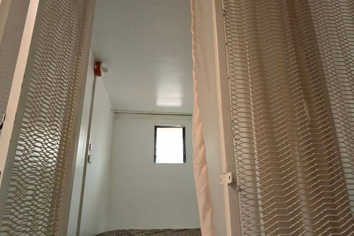 Shophouse for Sale in Pembo, Makati City – photo 5