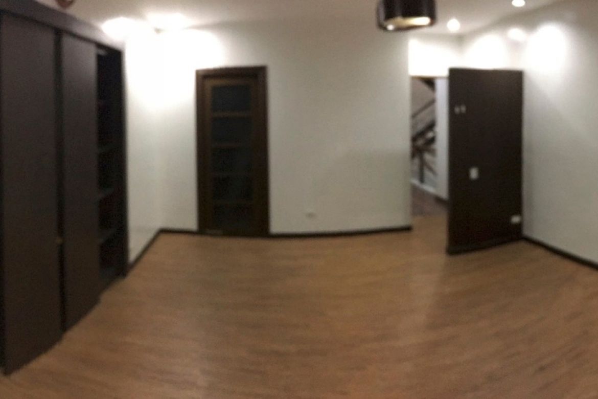 Shophouse for Sale in Pinyahan, Quezon City, Metro Manila near MRT-3 Kamuning – photo 3