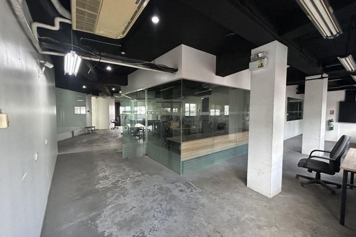 Shophouse for Sale in Pio Del Pilar, Makati, Metro Manila – photo 6