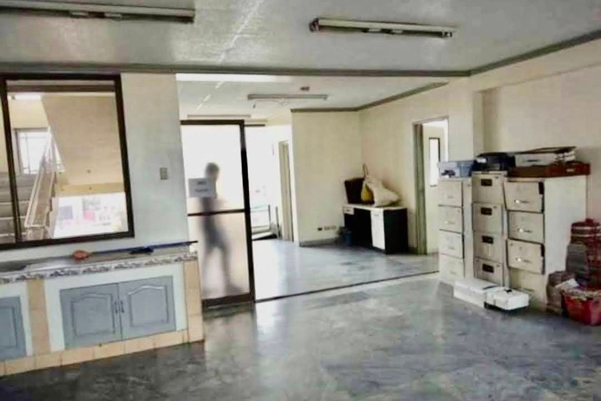 Shophouse for Sale in Plainview, Mandaluyong, Metro Manila near MRT-3 Boni – photo 3