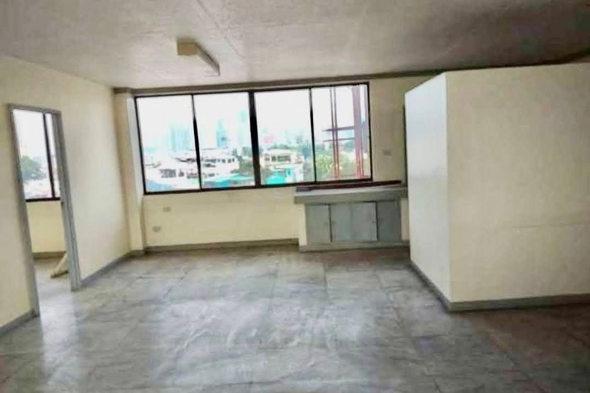 Shophouse for Sale in Plainview, Mandaluyong, Metro Manila near MRT-3 Boni – photo 5