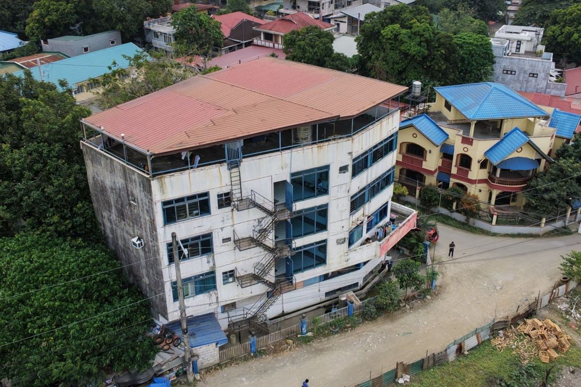 Shophouse for Sale in Poblacion I-A, Imus, Cavite
