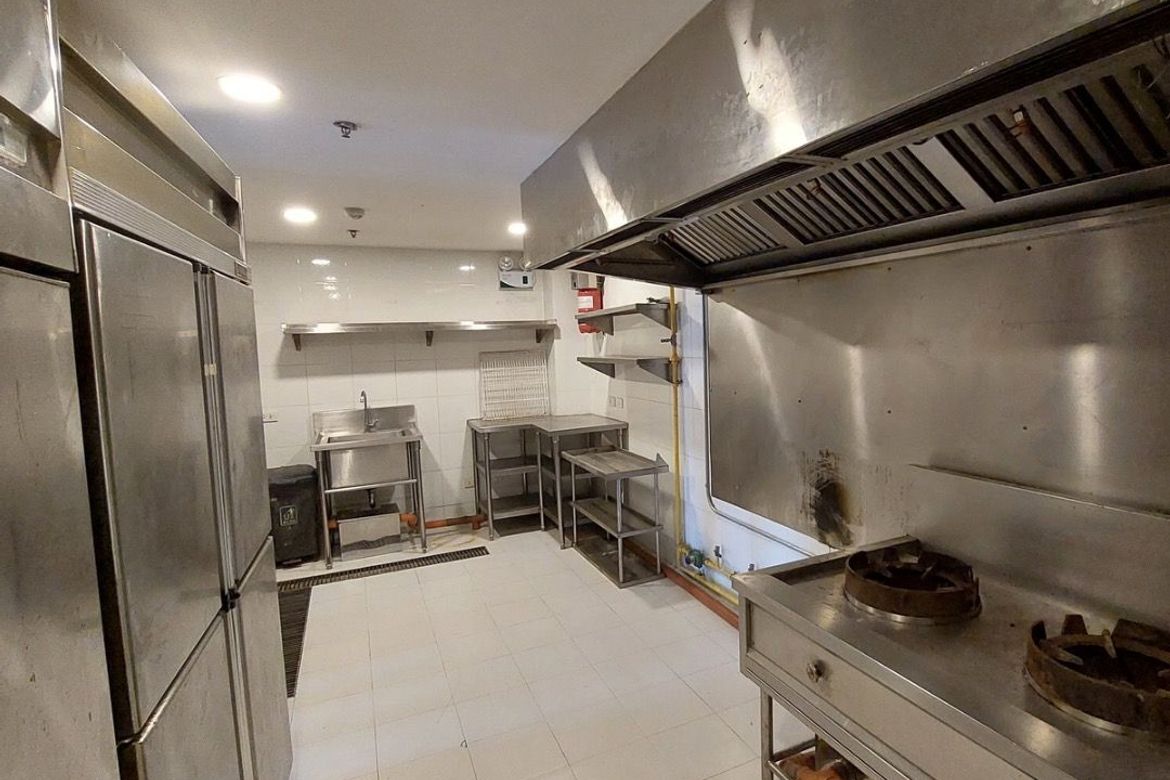 Shophouse for Sale in Poblacion, Makati, Metro Manila – photo 6