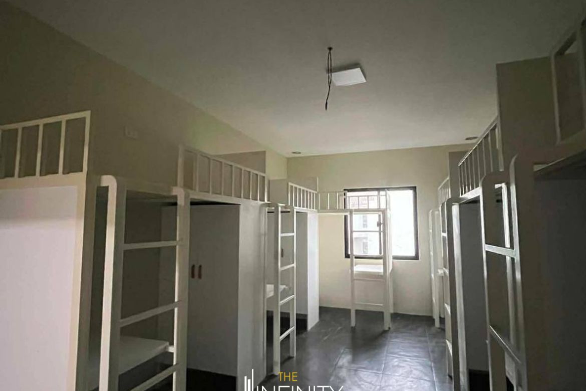 Shophouse for Sale in Salvacion, Quezon City, Metro Manila