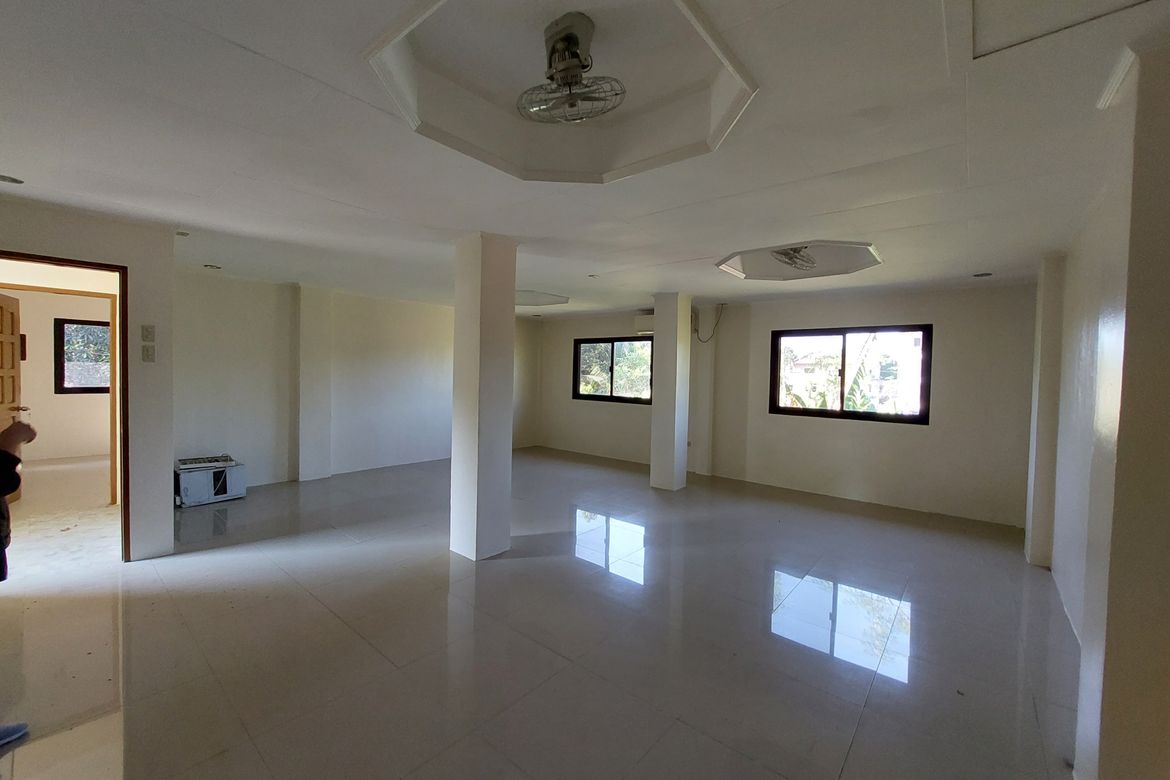 Shophouse for Sale in San Cornelio, Caba, La Union – photo 8