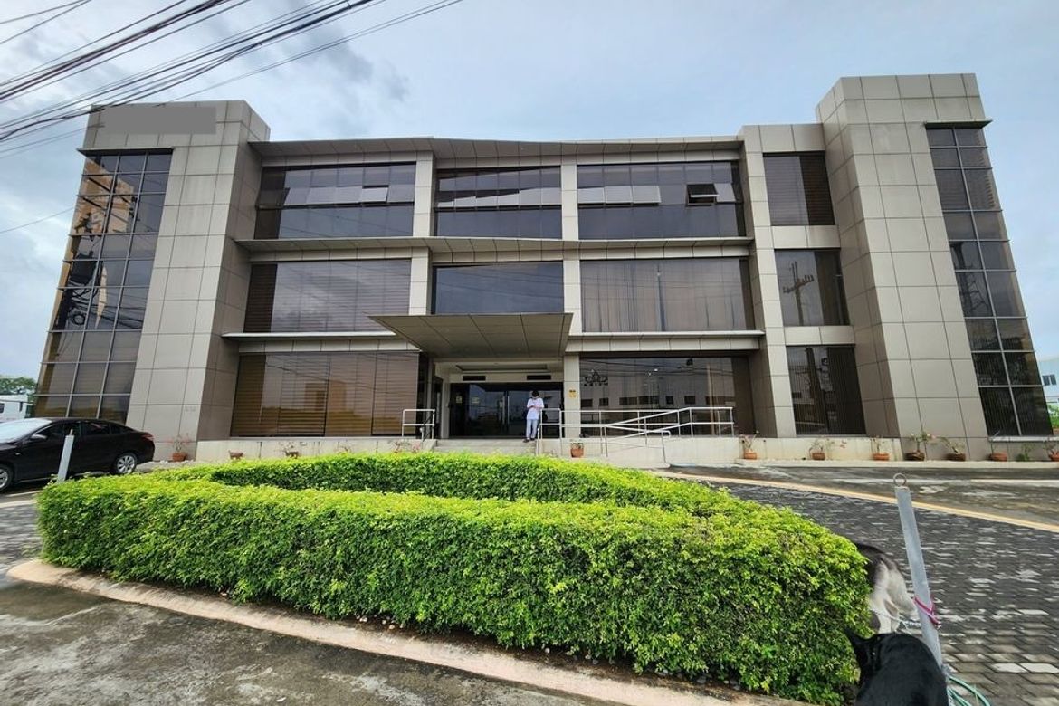 Shophouse for Sale in San Manuel I, Dasmariñas, Cavite