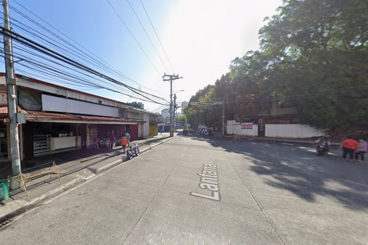 Shophouse for Sale in San Martin de Porres, Quezon City, Metro Manila near MRT-3 Araneta Center-Cubao